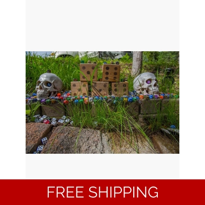 Le Studio Poster Roll the Bones Monument